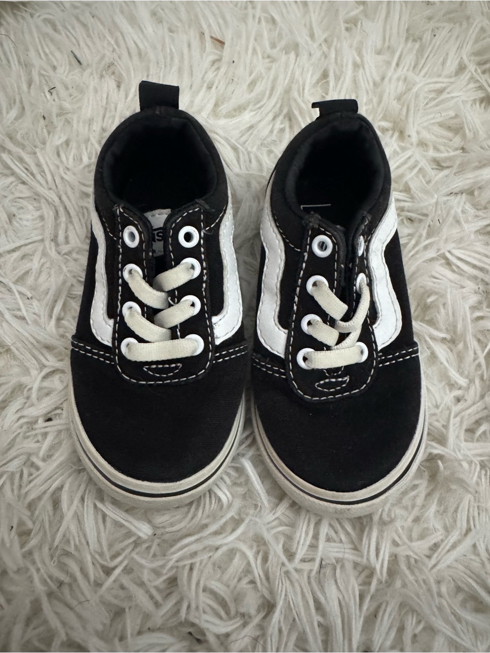 Vans Kids Black and White Low-Top Sneakers